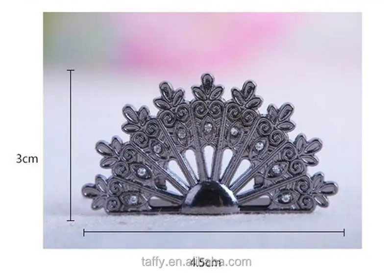 
2017 new wholesale creative wedding party favor decoration supplies peacock place card photo holder 