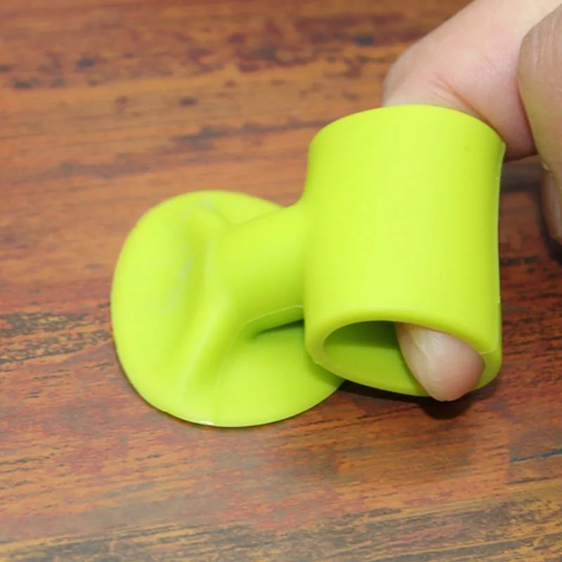 Hot Selling Factory Wholesale Eco-Friendly Soft Silicone Doorknob Draft Door Stopper