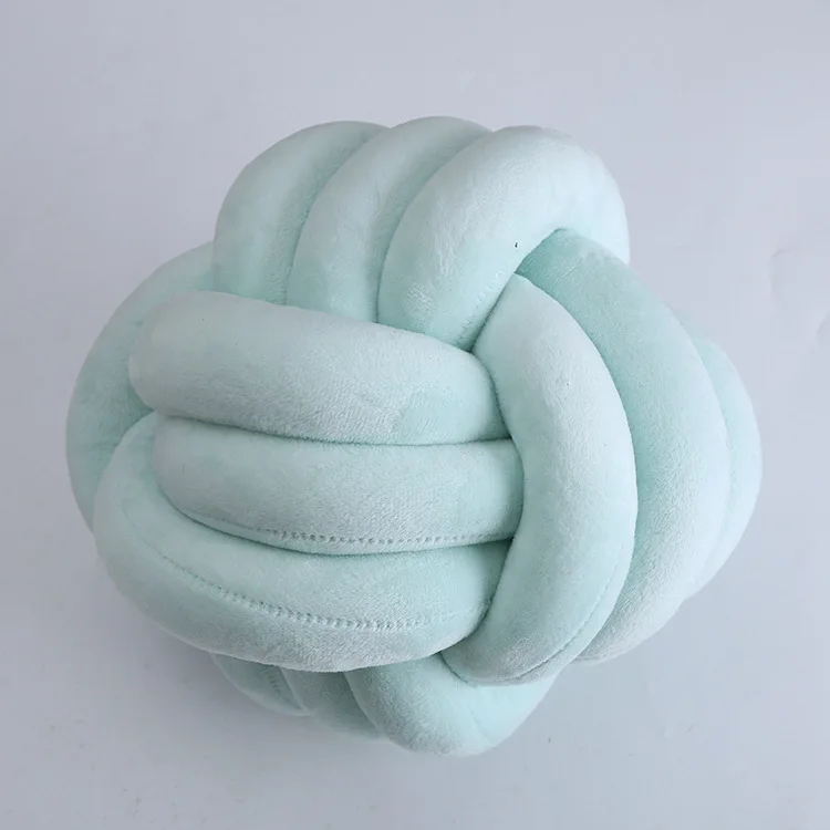 Hot sales 3 tube knot ball soft plush creative designs cushions ball pillow