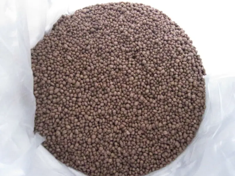 Green Granular NPK 10-10-10 Compound Fertilizer Quick Release Agricultural Manufacturer in China
