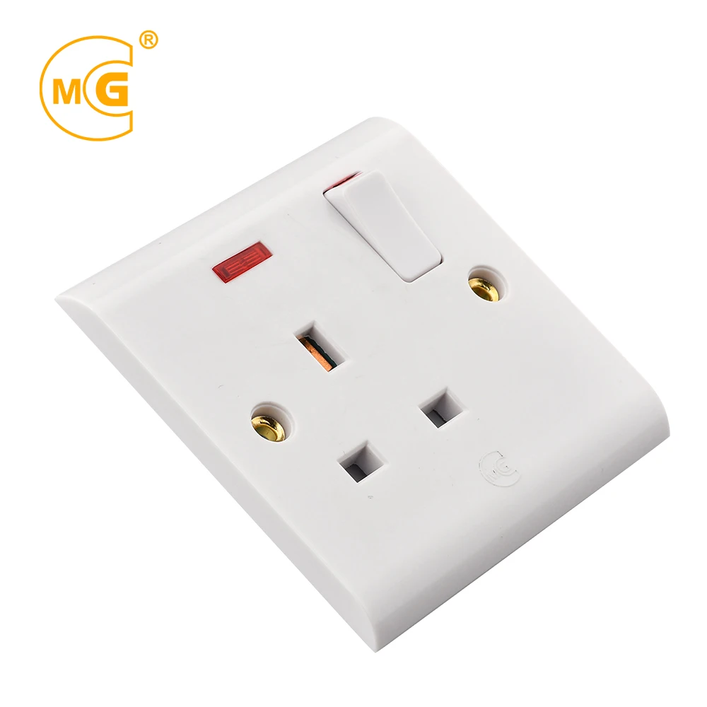 Bakelite 13A 1 gang switched socket outlet with neon