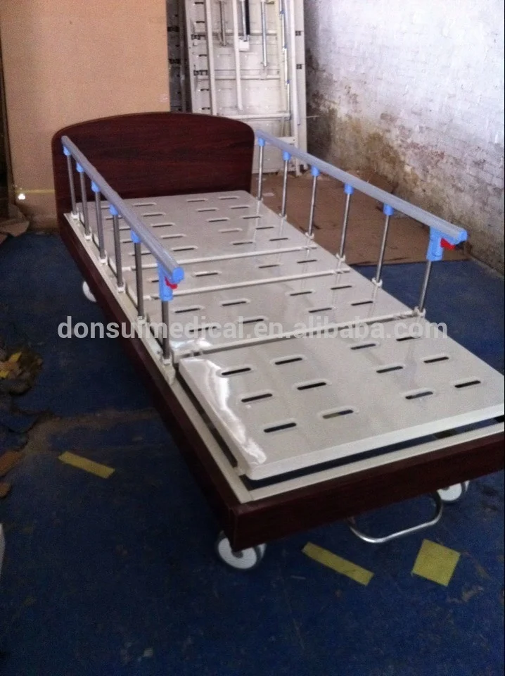 2021 New Manufacturer Supply Wooden Home Care Electric Beds For the Elderly