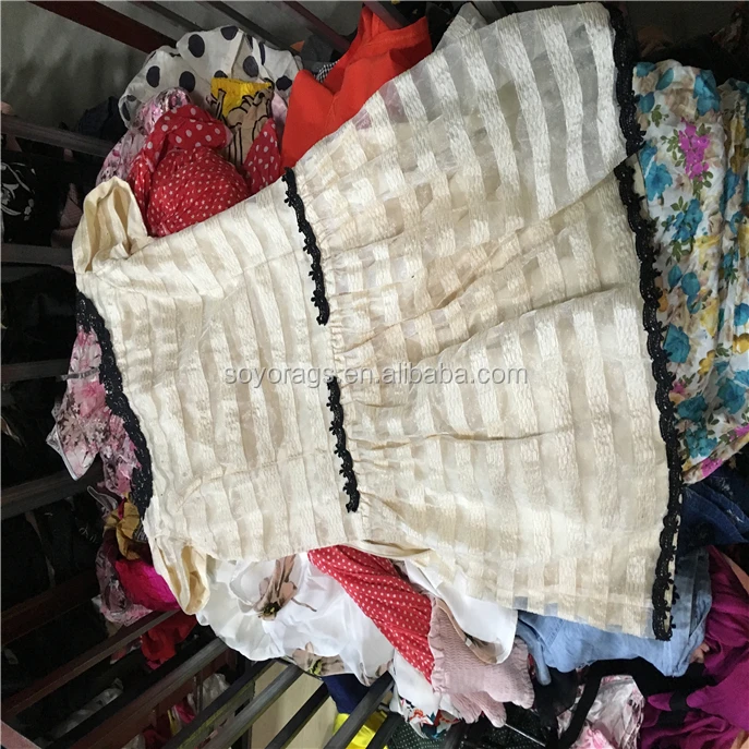 China fashion summer mixed used clothing and lot of used cloths in kg