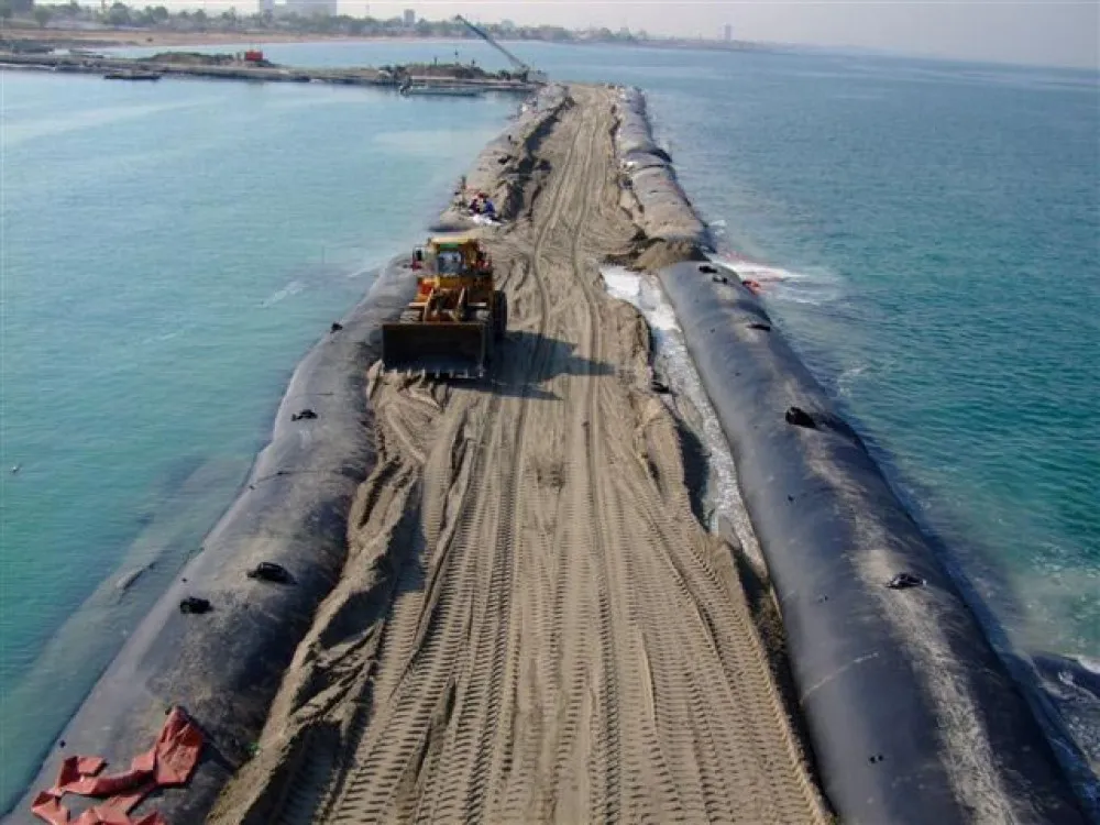 
China factory PP woven geotextile geotube dewatering geotube price 
