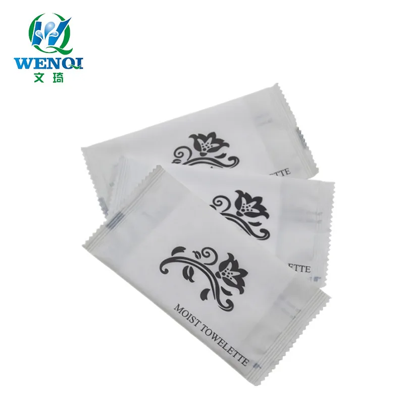 Салфетки для чистки рук и лица в одной упаковке влажные салфетки