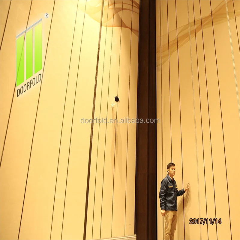 STC 53DB soundproof folding partition for banquet hall soundproof room partition for hotel sliding wall partition