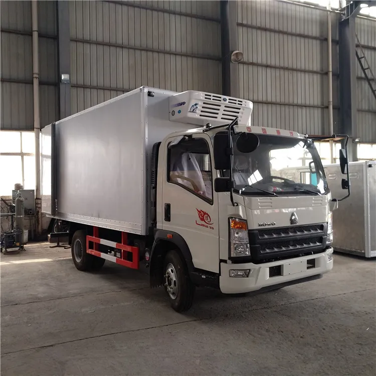 4x2 Sinotruck 4m 5m refrigerated truck