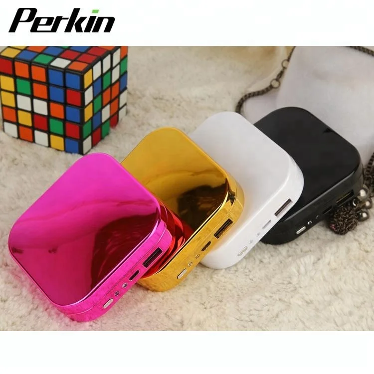 2018 New high quality cheap price built-in line mirror low price power bank 7800mah portable charger