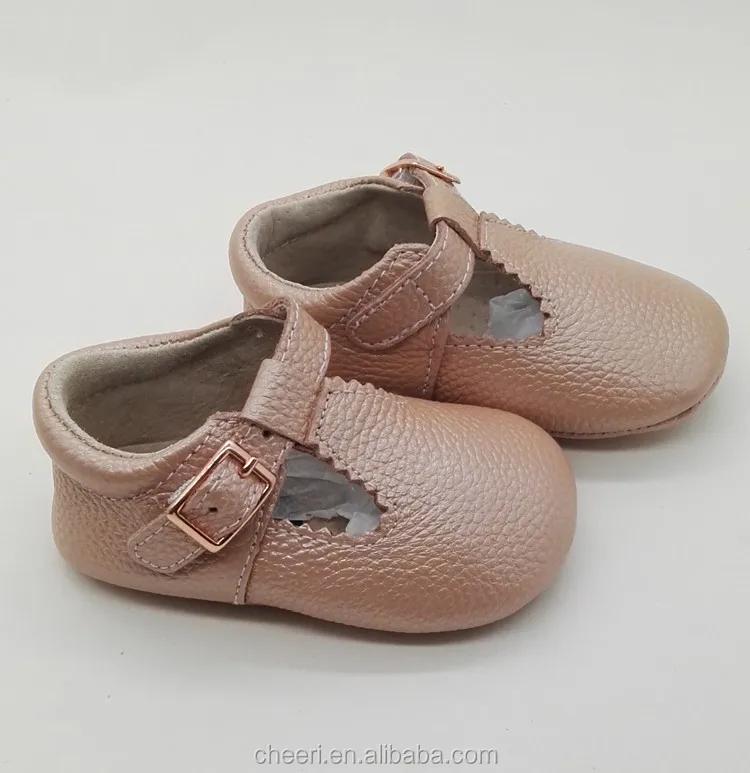 new design cheap promotional handicraft wholesale price baby shoes girl manufacturer 2018
