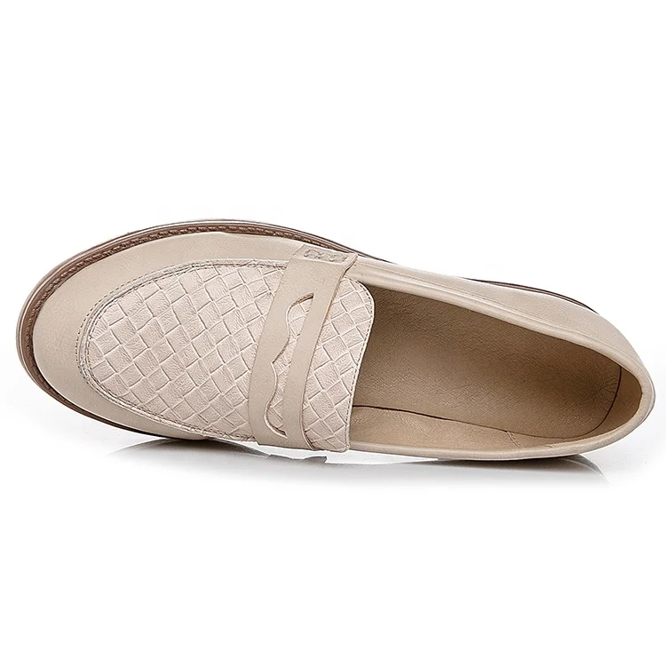 
2019 new arrivals fashion casual shoes loafers women flats checks pu leather slip on ladies shoes 