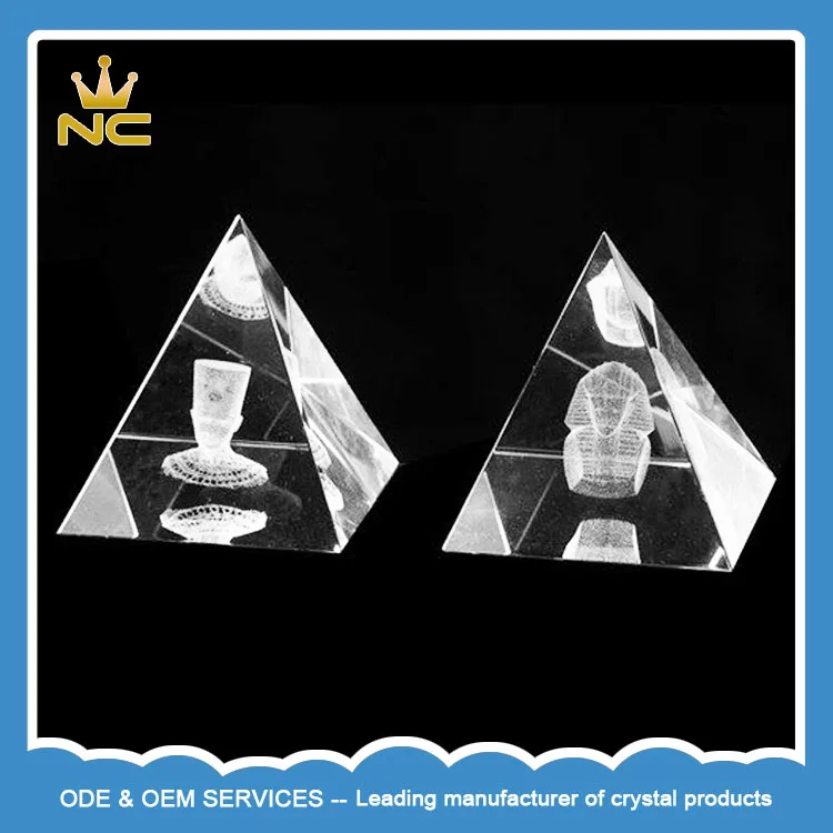 Personalized 3D Laser Optical Crystal Pyramid For Glass Prism Paperweight Decorations