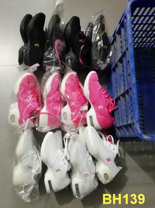 
clearance stock lots running women sports shoes 