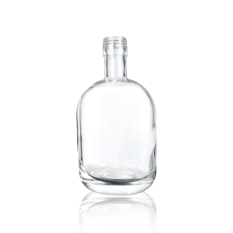 New arrival flint alcohol glass bottles 700ml for liquor whisky vodka