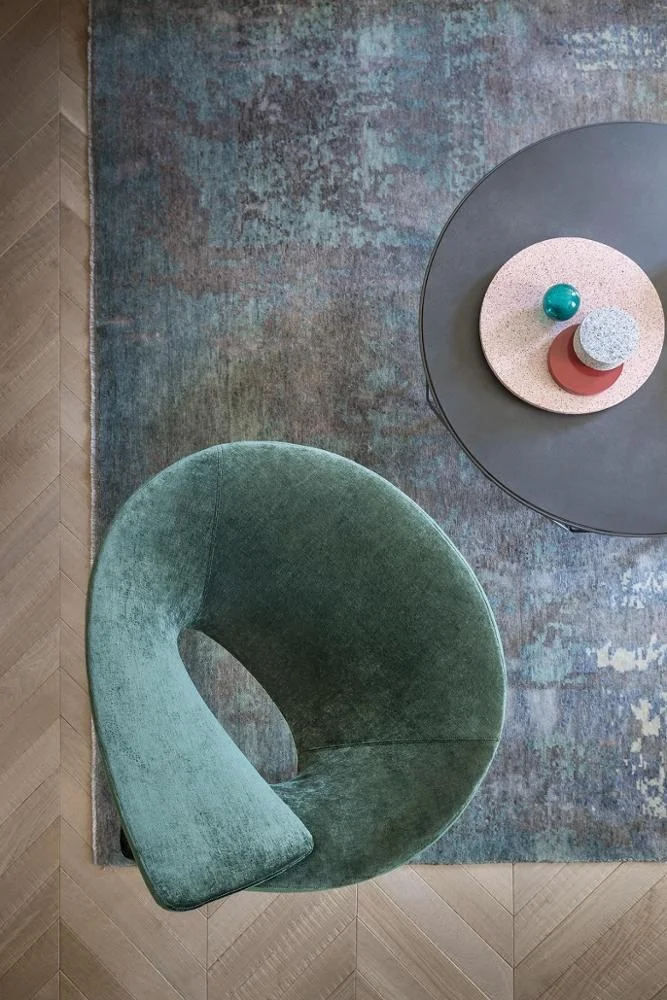 Modern Simple Armrest Lock Chair Nordic Creative Classic Negotiation Chair