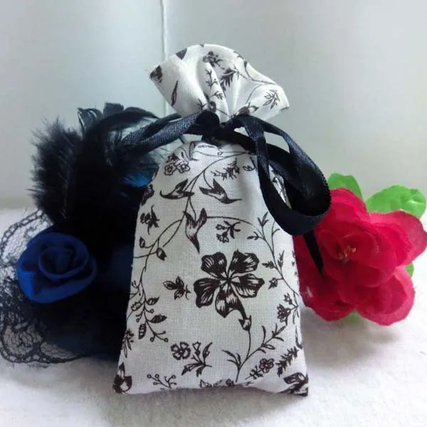 
Odor Eliminator Moisture Absorber Bamboo Charcoal Shoe Deodorant 