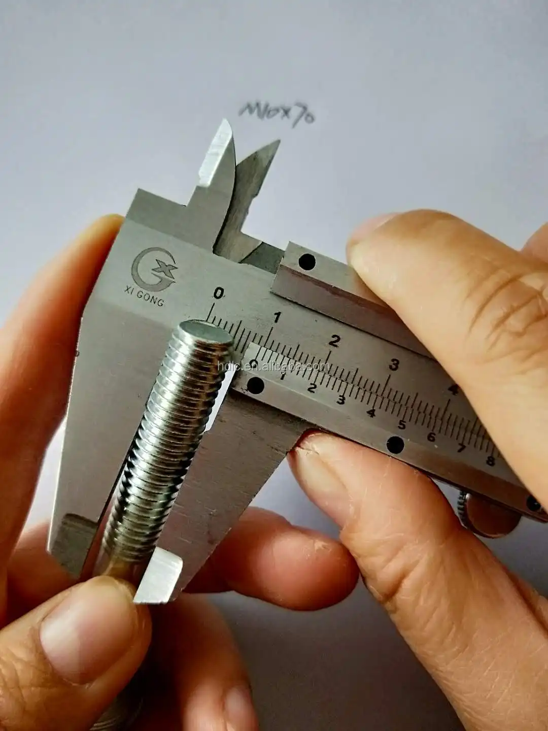 
DIN603 carriage bolt M10x30 zinc plated fastener 