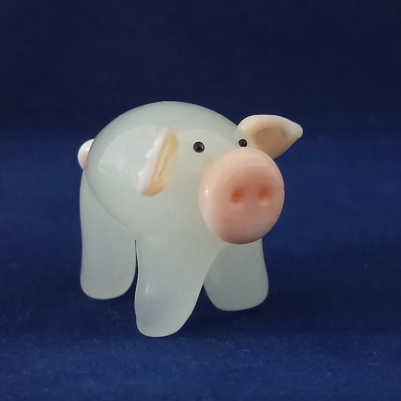 Handmade glass pig craft pig lampwork glass decoration