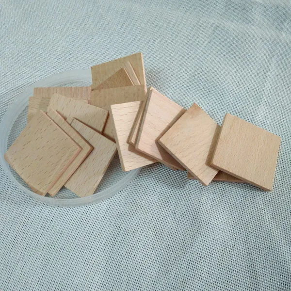 Custom Square Wooden Small Blank Pieces Solid Wood Chips Smoothy