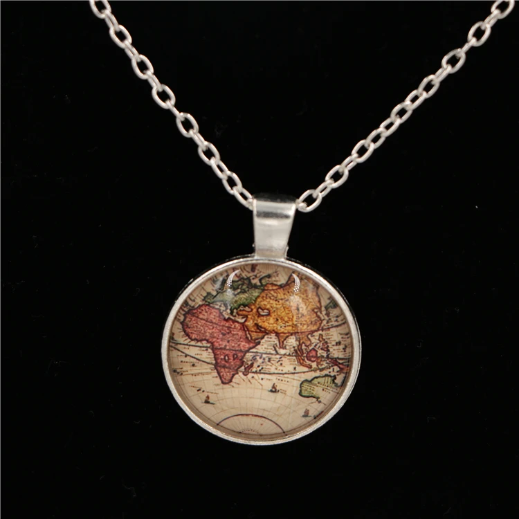 2017 Cheap Wholesale Globe Shape Snap Button GPS Necklace for Youth