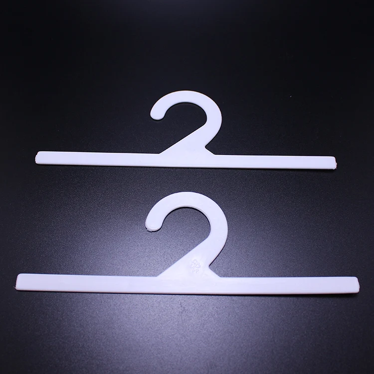 Bulk wholesale heavy duty plastic bag short hook hanger for packing bags