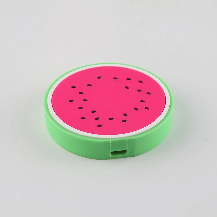 Shenzhen Manufacture New Design 2D DIY Custom q1 Phone Wireless Charger