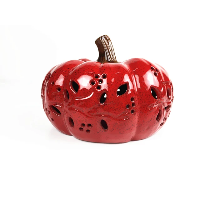 Декоративное керамическое украшение в виде тыквы