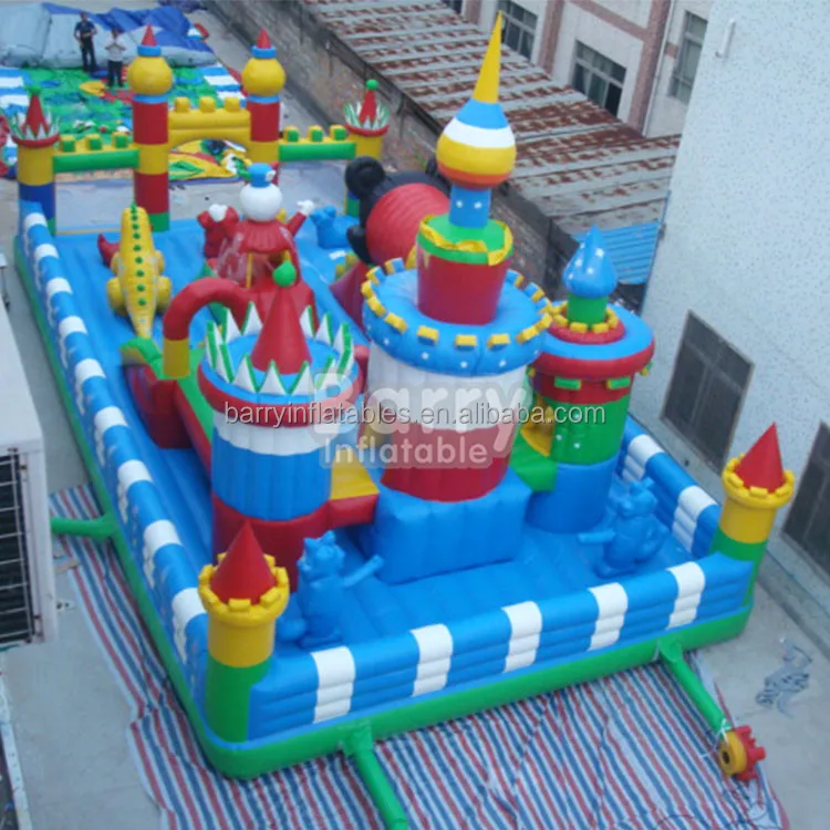Outdoor or indoor themed inflatable amusement parks , custom inflatable bouncer theme park