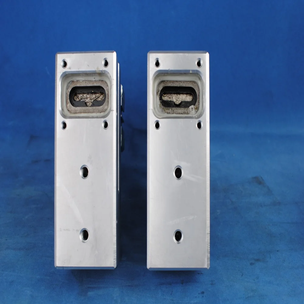 
High Quality Pneumatic Hanging Hole Butterfly Hole Punching Machine 