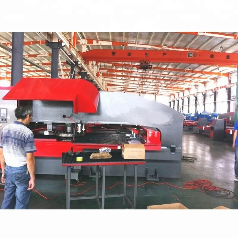 Hot sale low price Full Automatic CNC Hydraulic Turret Punching Machine cnc punch press machine