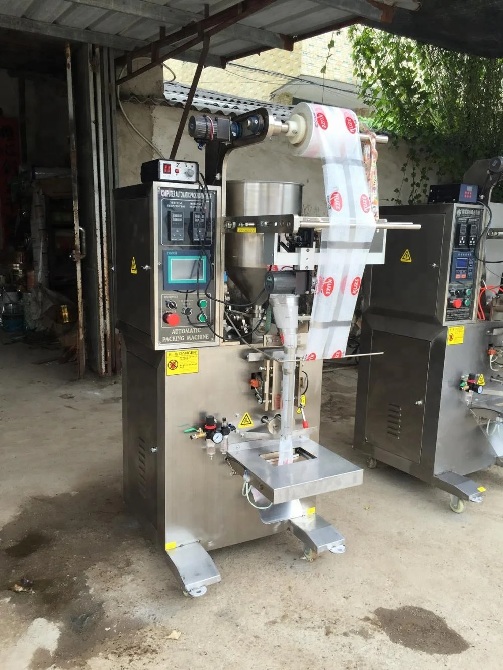 
Industrial Mineral Water Milk Pouch Fruit Juice Packaging Plastic Bag Sealing Machine In India 