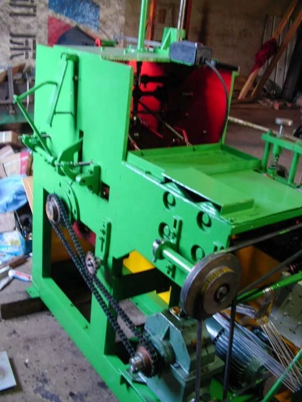 Станок для изготовления вешалки для проволоки, стальная вешалка для проволоки, формовочная машина с видео