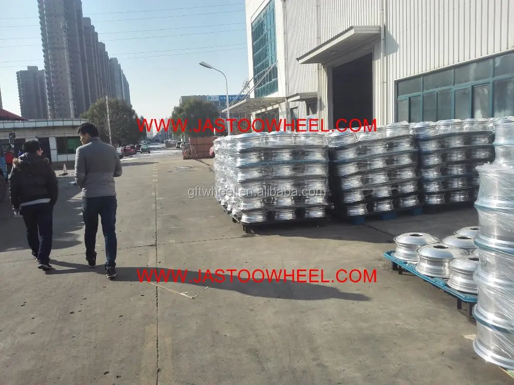 We are factory-------- freightliner truck parts led light for tucks truck aluminium wheel rim 22.5 truck wheel rim