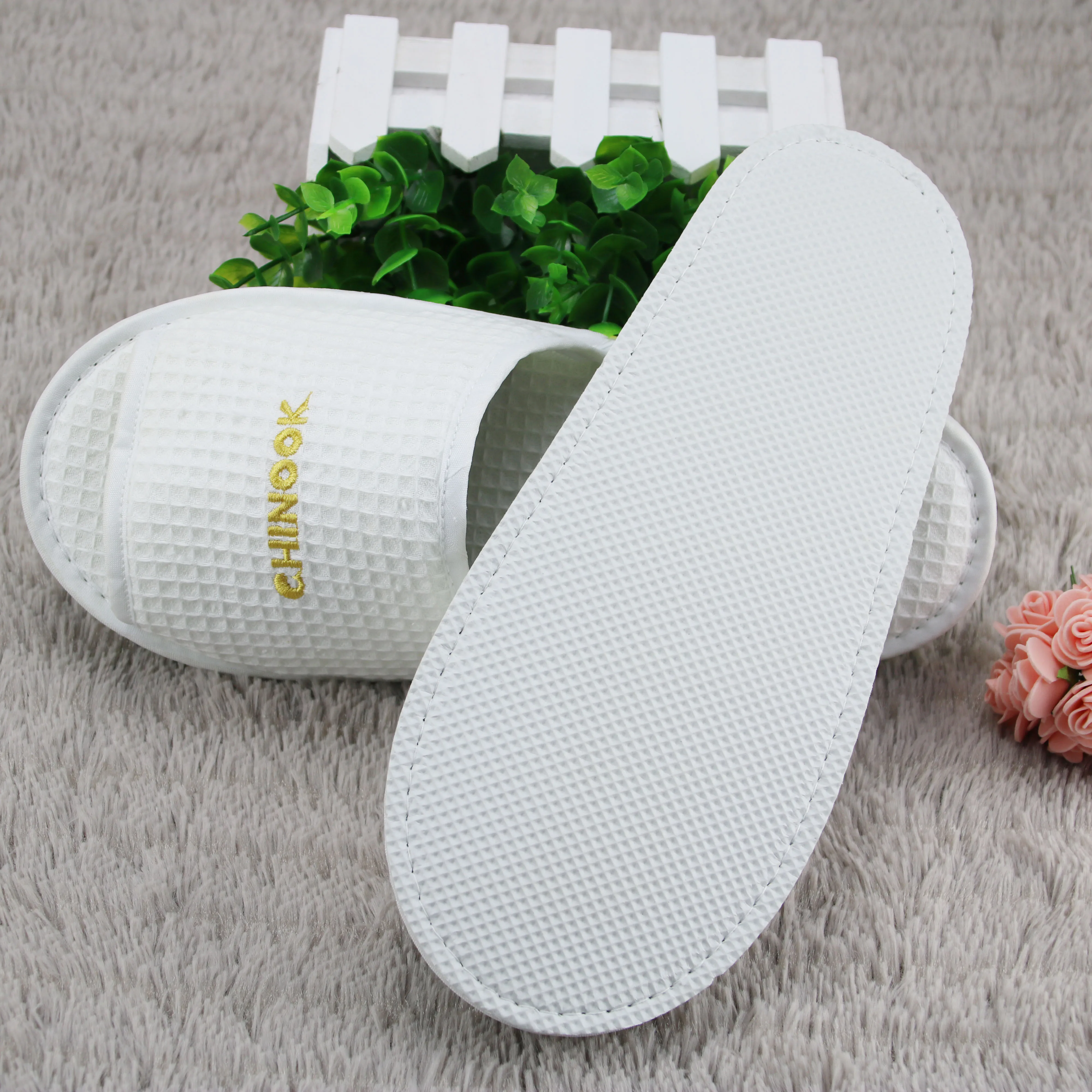 open toe white waffle   disposable slipper hotel slipper