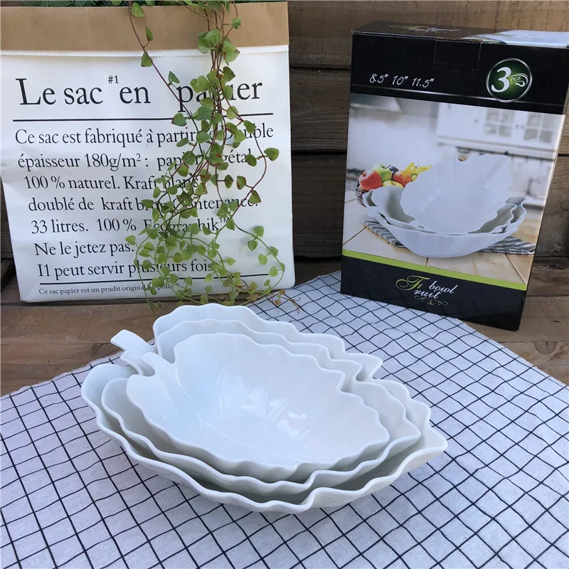 Eco-Friendly Multi-size select ceramic leaf shape dish set for restaurant usage