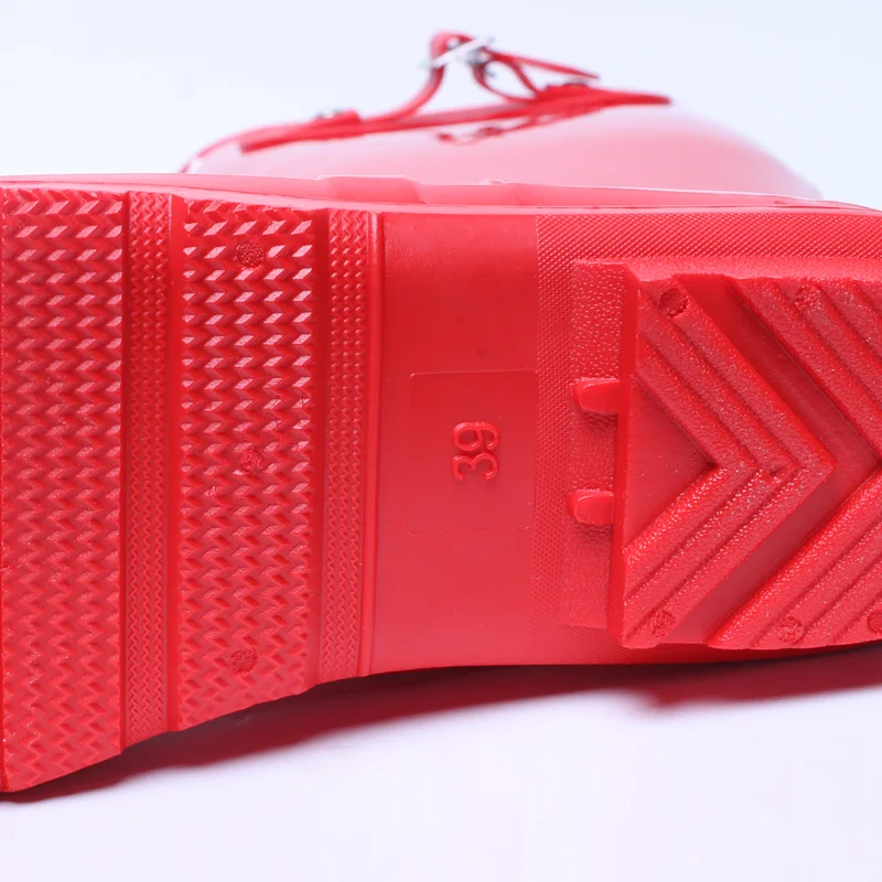 New Design Hot Selling Sex Red Fashionable Knee High Waterproof  Ecofriendly PVC Rain Boots Wellingtons Boots Women