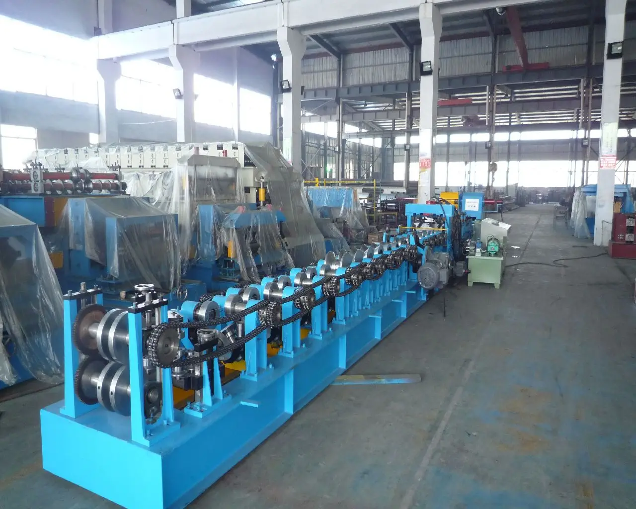 Slotted angle making machine