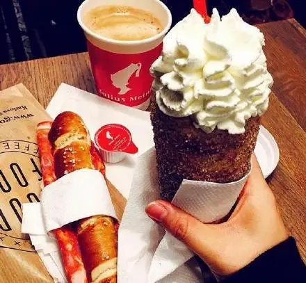 
sanck cake machine bakery chimney cake grill toaster kurtos kalacs machine Donut Cones chimney cake oven 