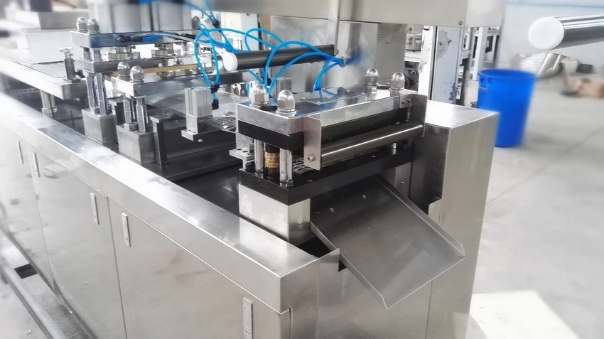 Eye Patch Blsiter packing sealing machine