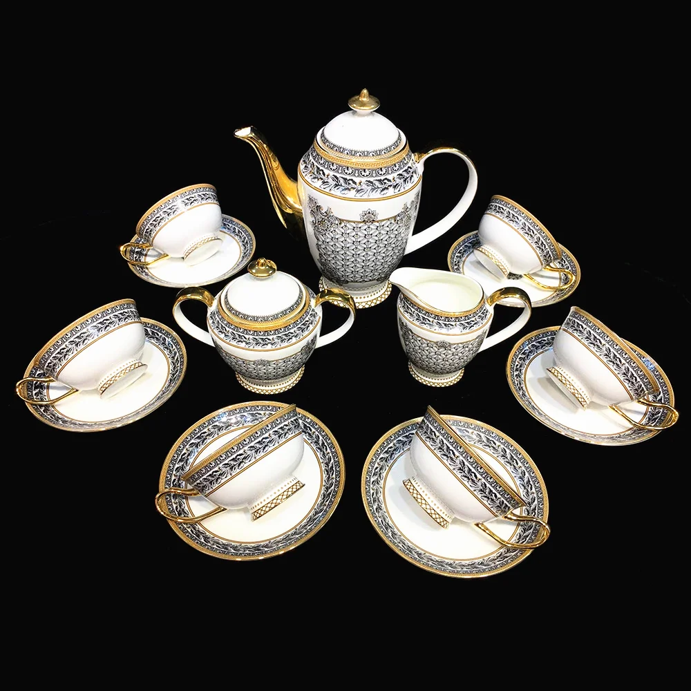 Bone China Crockery Dinner Set European Style Bone China Dinnerware Sets