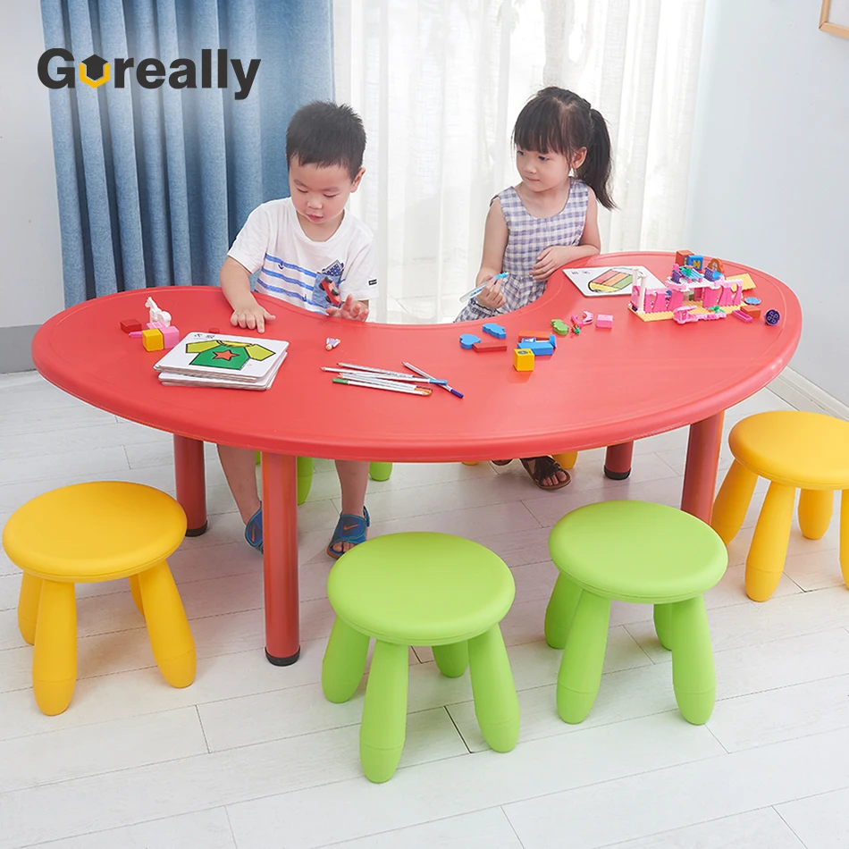 Дешевый классный стол и стул в продаже