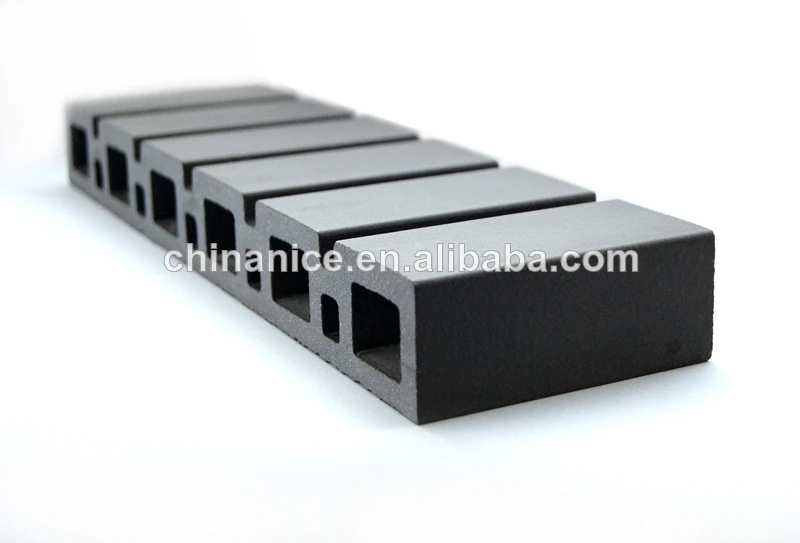 Терракотовая панель с различными конструкциями поверхностных