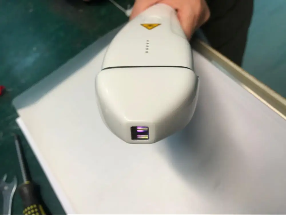 810 diode laser body hair removers CE Diode laser hair removal / 810nm Diode laser Depilation / laser diodo 810