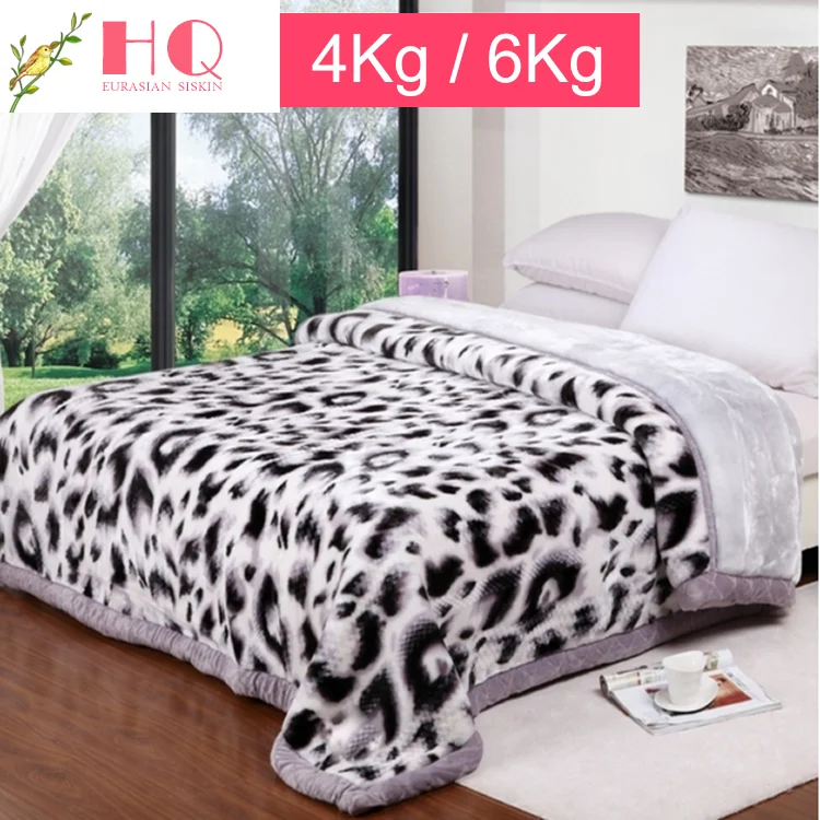 YiWu huangque supplier wholesale 1 ply or 2 ply Full size 100% polyester hot sale and soft stock used clothing bales uk