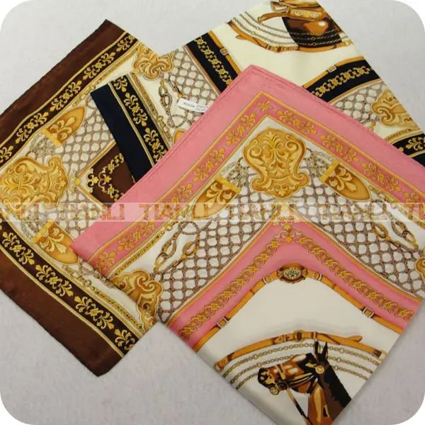 
fashion horse twill silk scarf 