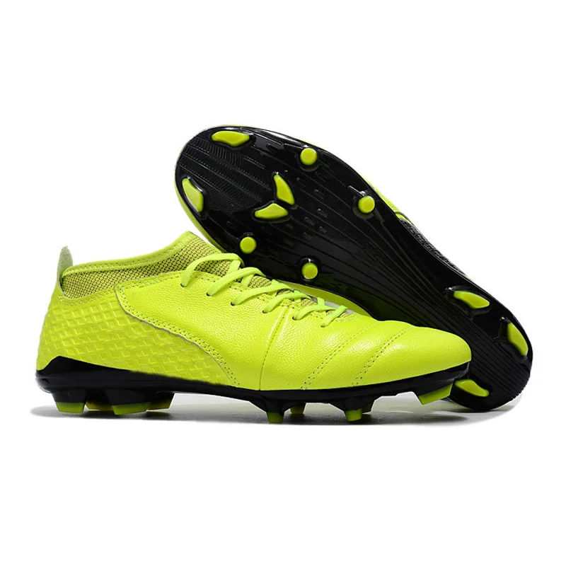 2019 Best sports shoes edition genuine leather soccer sports men football shoes