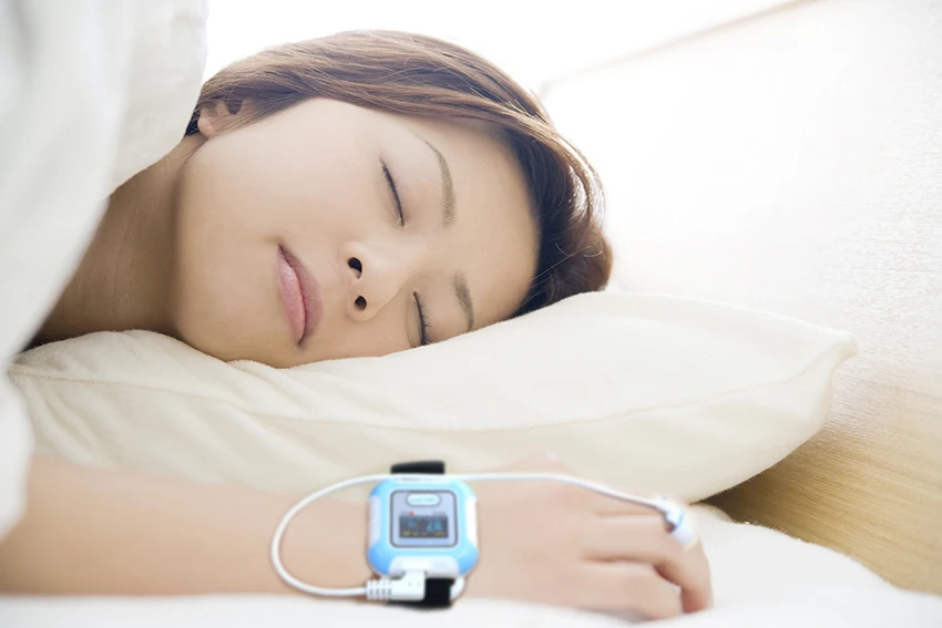 LCD Pulse Rate Digital Wrist Tech blood pressure monitor and sleep apnea treatment