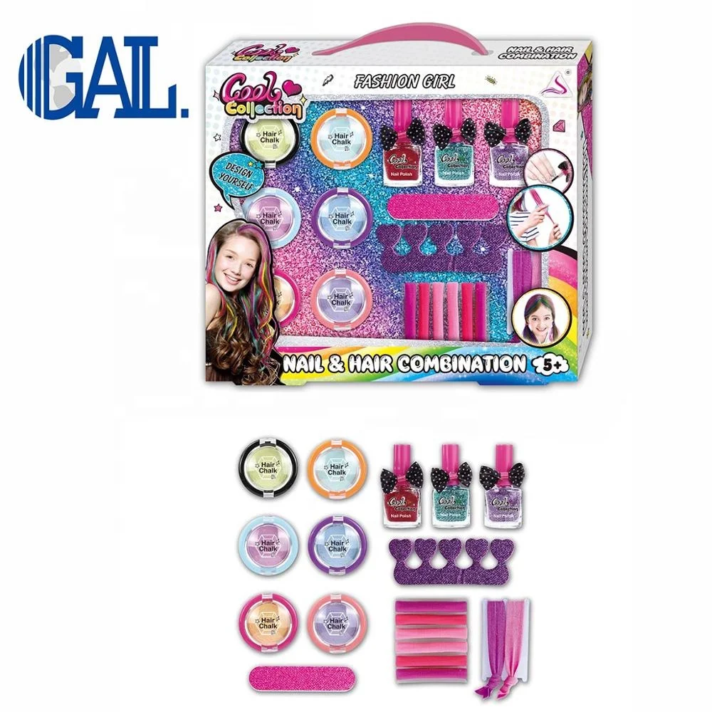 Hot sale kids eye shadow girl enjoying cosmetic case colorful castle shape make up set