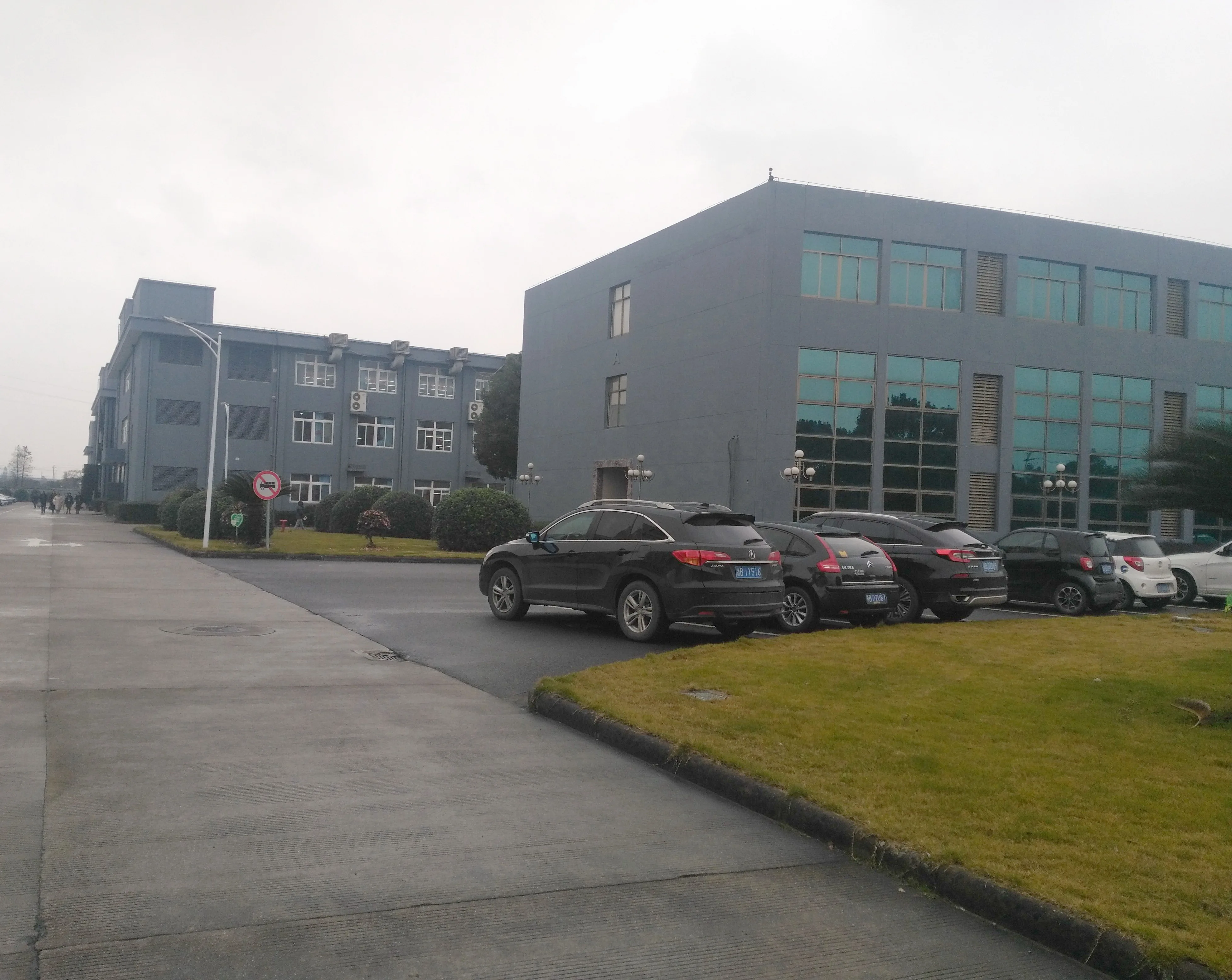 
Looking for Apparel agent agency services business services garment partner in Ningbo China 