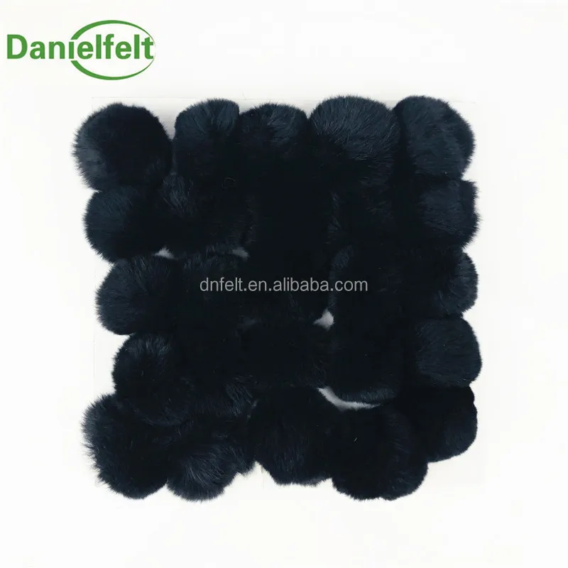 
2018 Amazon Top Seller Colorful Fur Ball Faux Pom Key Ring 