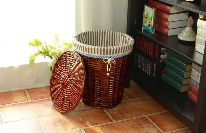 wholesale factory price handmade rustic rattan wicker laundry basket with lids